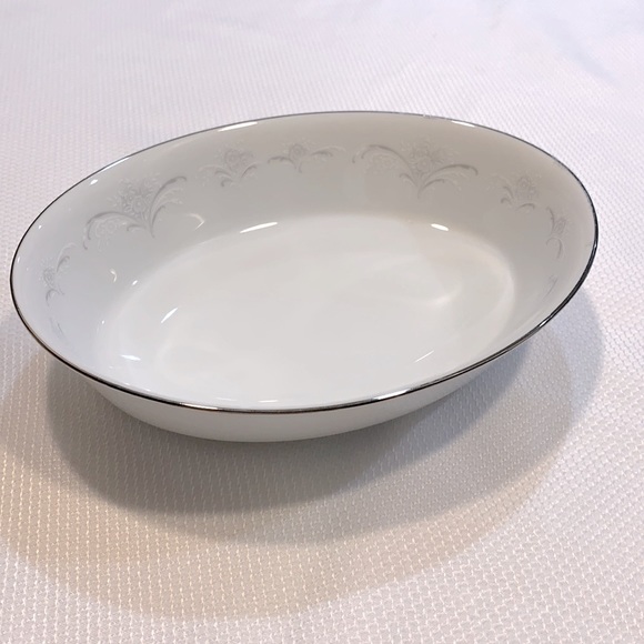 Noritake Casablanca Oval Serving Dish - Picture 1 of 6